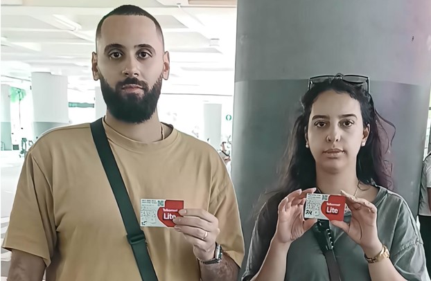 digital-nomads-and-tourists-in-bali-embrace-esim:-the-decline-of-physical-sim-cards